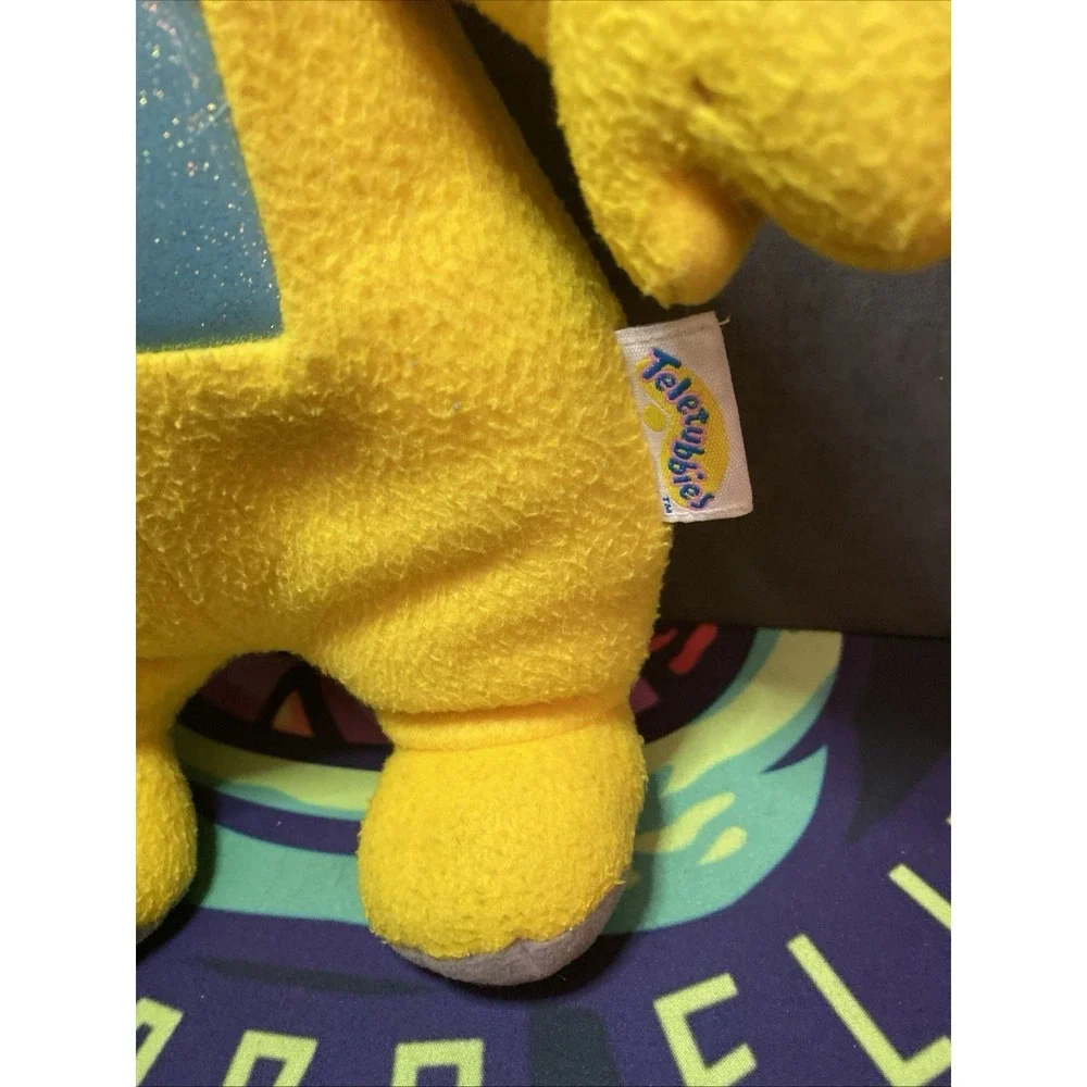 Vintage Hasbro Playskool 1998 Talking Teletubbie Laa Laa Yellow Plush 16